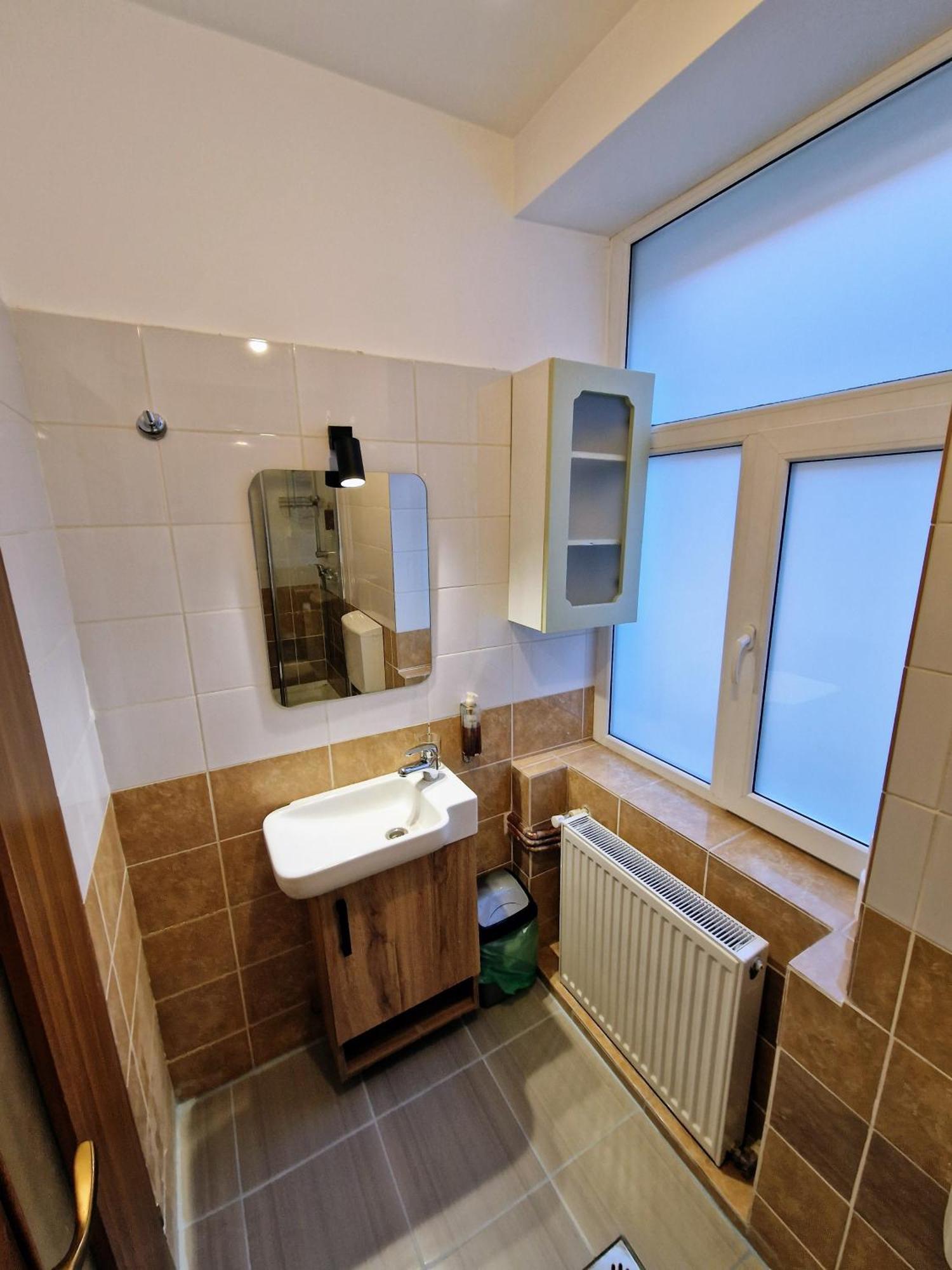 Key Apartments In Main Square Braşov Esterno foto